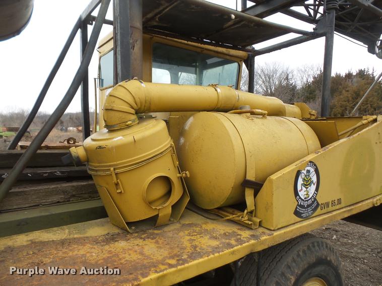 image for item DB2999 1964 Hendrickson carrier with Willams LDH60 hole digger drill rig