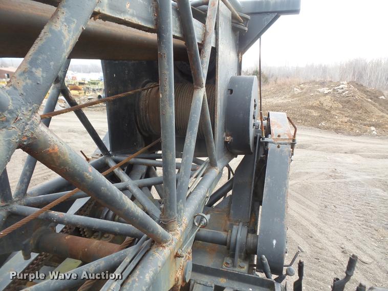 image for item DB2999 1964 Hendrickson carrier with Willams LDH60 hole digger drill rig