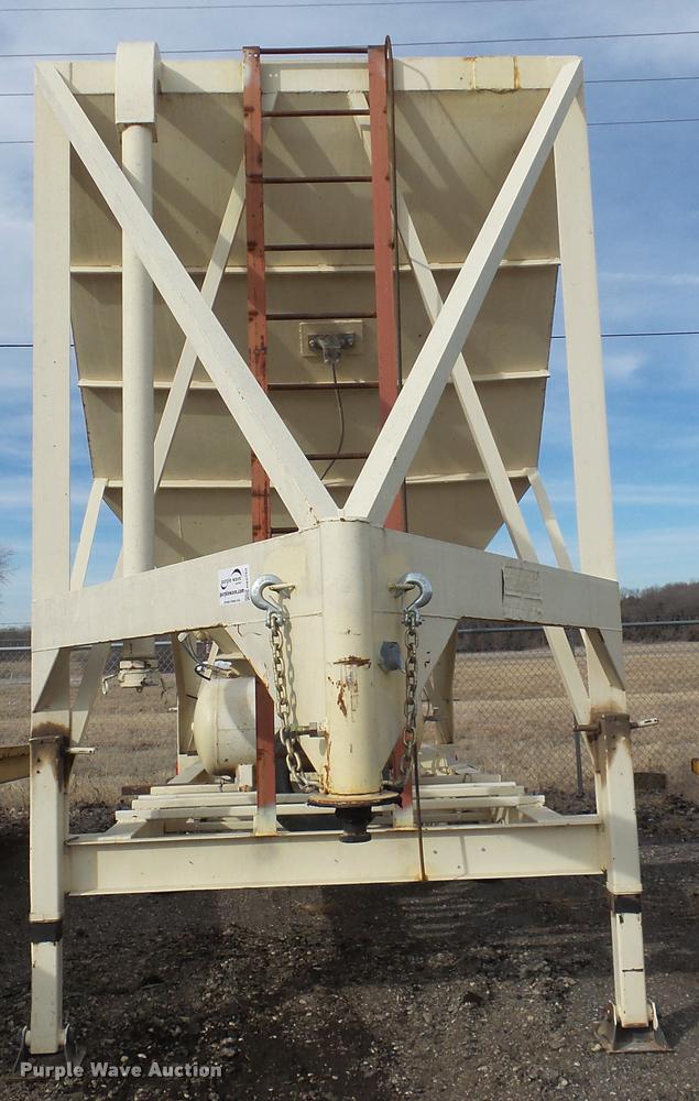 image for item DB3759 Stephens portable cement silo