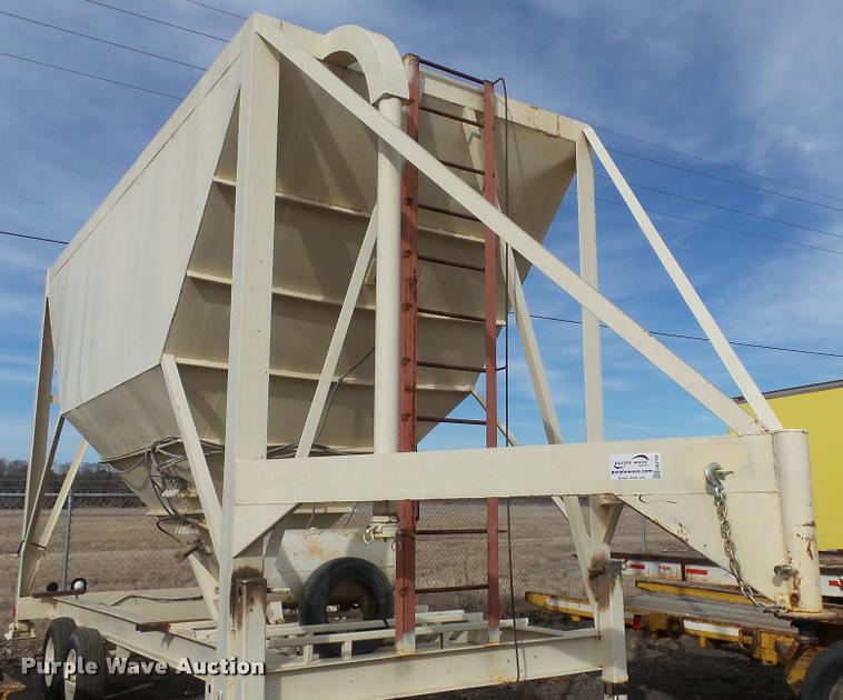 image for item DB3759 Stephens portable cement silo