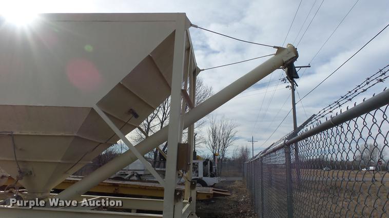 image for item DB3759 Stephens portable cement silo
