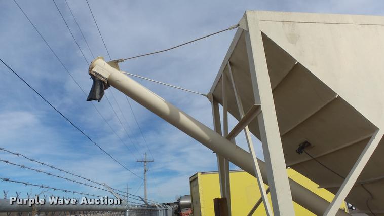 image for item DB3759 Stephens portable cement silo