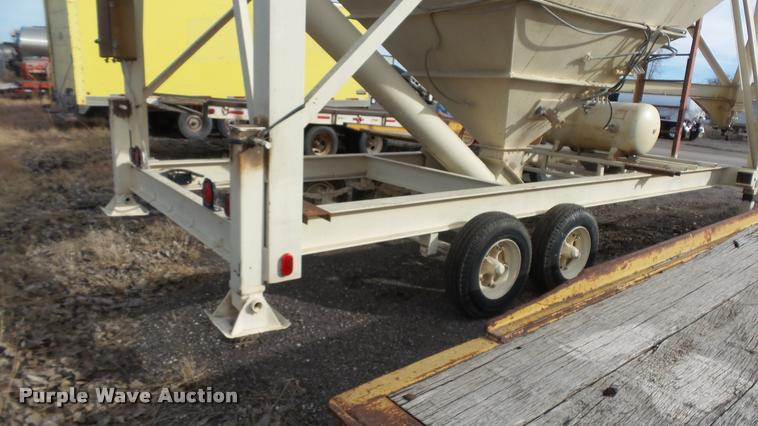 image for item DB3759 Stephens portable cement silo