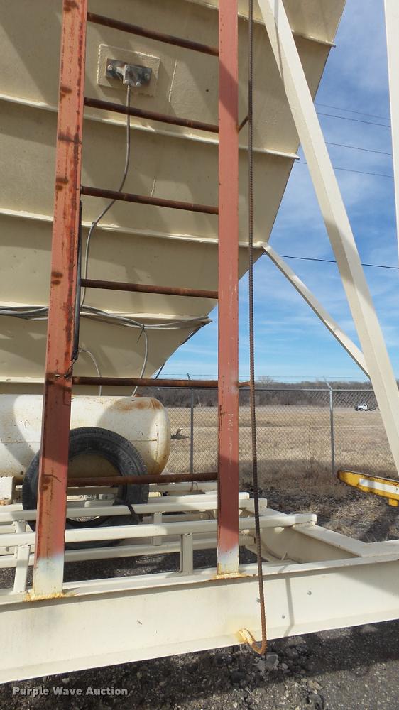 image for item DB3759 Stephens portable cement silo