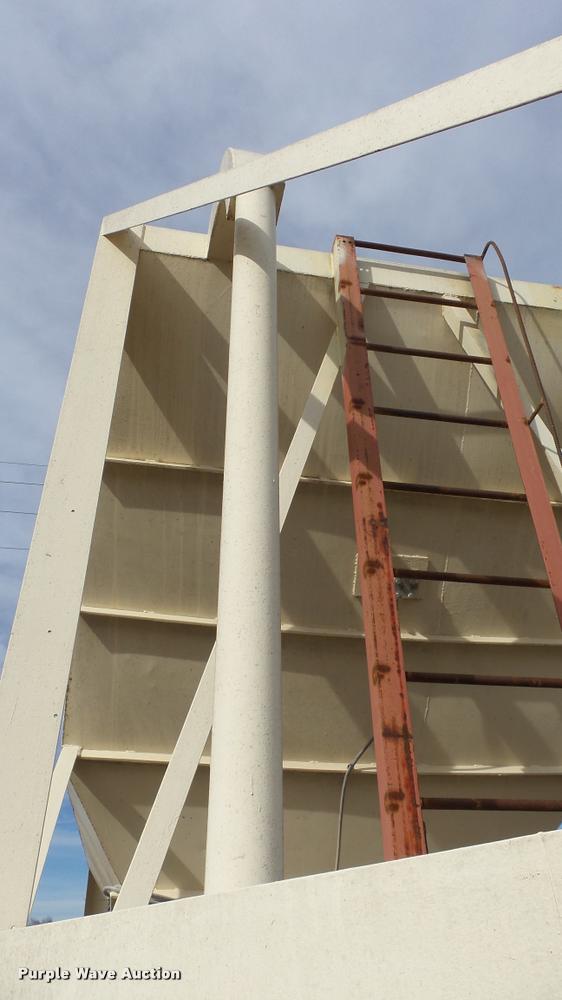 image for item DB3759 Stephens portable cement silo