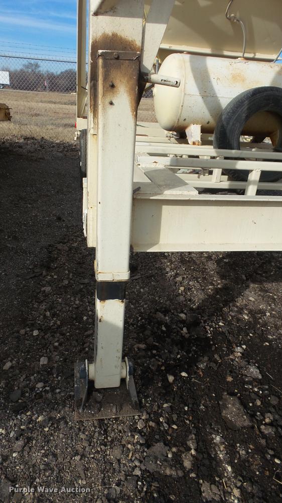 image for item DB3759 Stephens portable cement silo