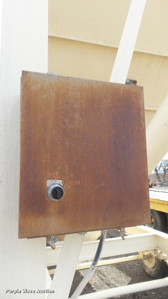 image for item DB3759 Stephens portable cement silo