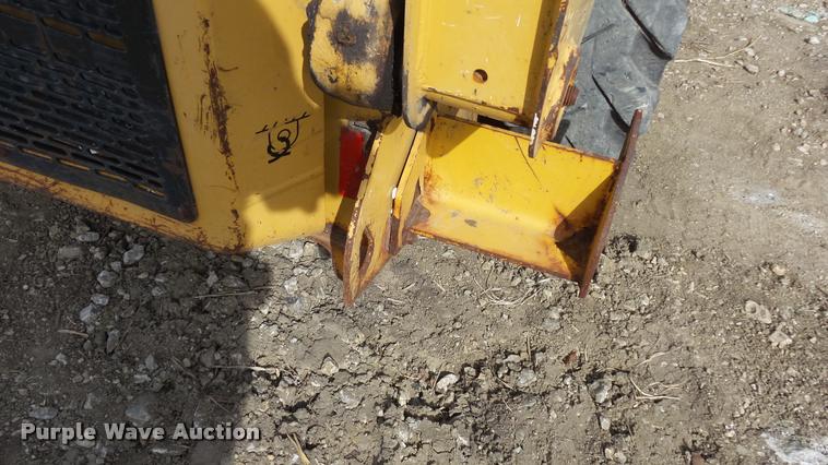 image for item DB3789 2006 John Deere 317 skid steer