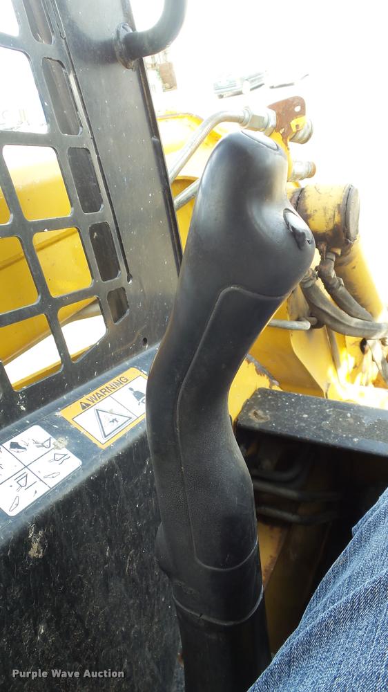image for item DB3789 2006 John Deere 317 skid steer