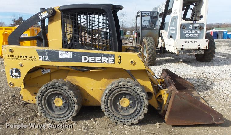 image for item DB3790 2008 John Deere 317 skid steer