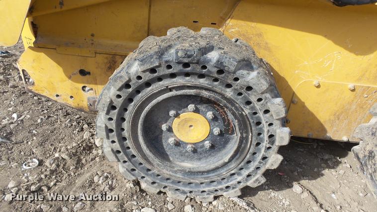 image for item DB3790 2008 John Deere 317 skid steer