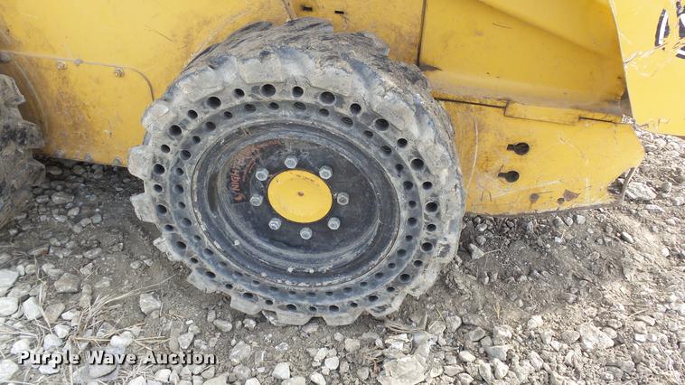 image for item DB3790 2008 John Deere 317 skid steer