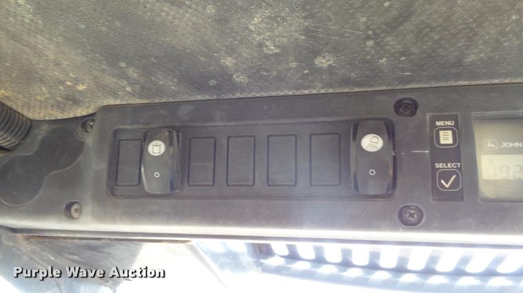 image for item DB3790 2008 John Deere 317 skid steer