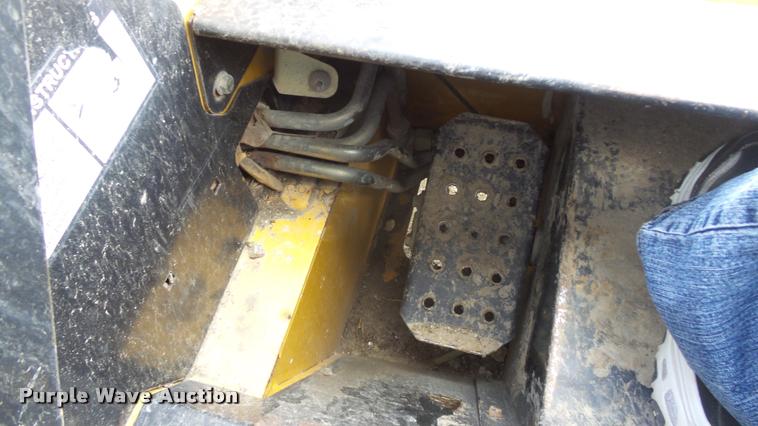 image for item DB3790 2008 John Deere 317 skid steer