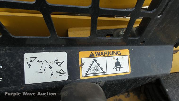 image for item DB3790 2008 John Deere 317 skid steer