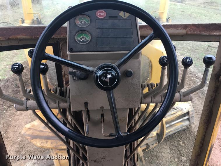 image for item F1462 1988 John Deere 670B motor grader