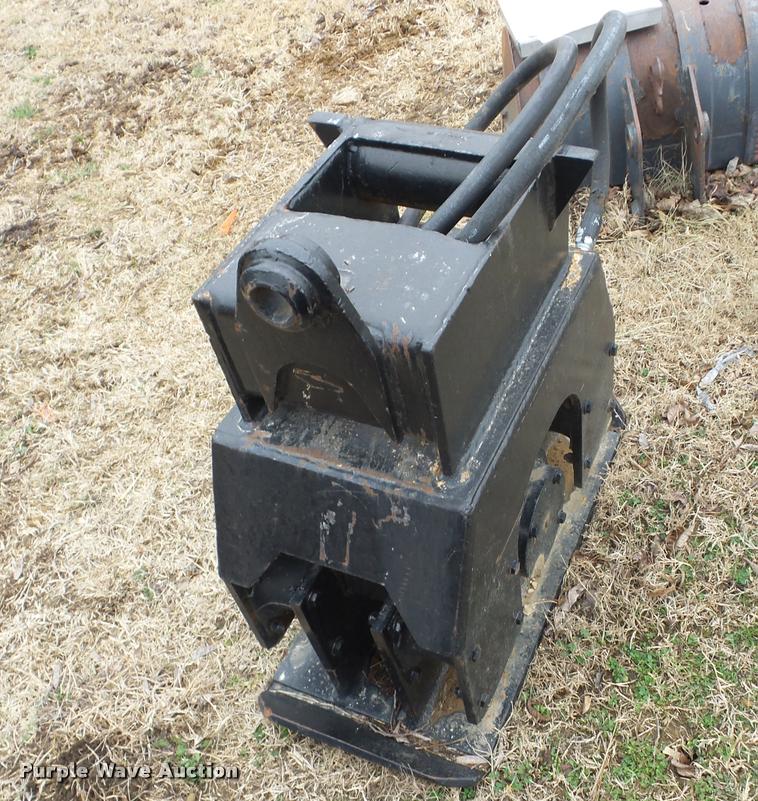 image for item F4410 Atlas Copco cold tamper