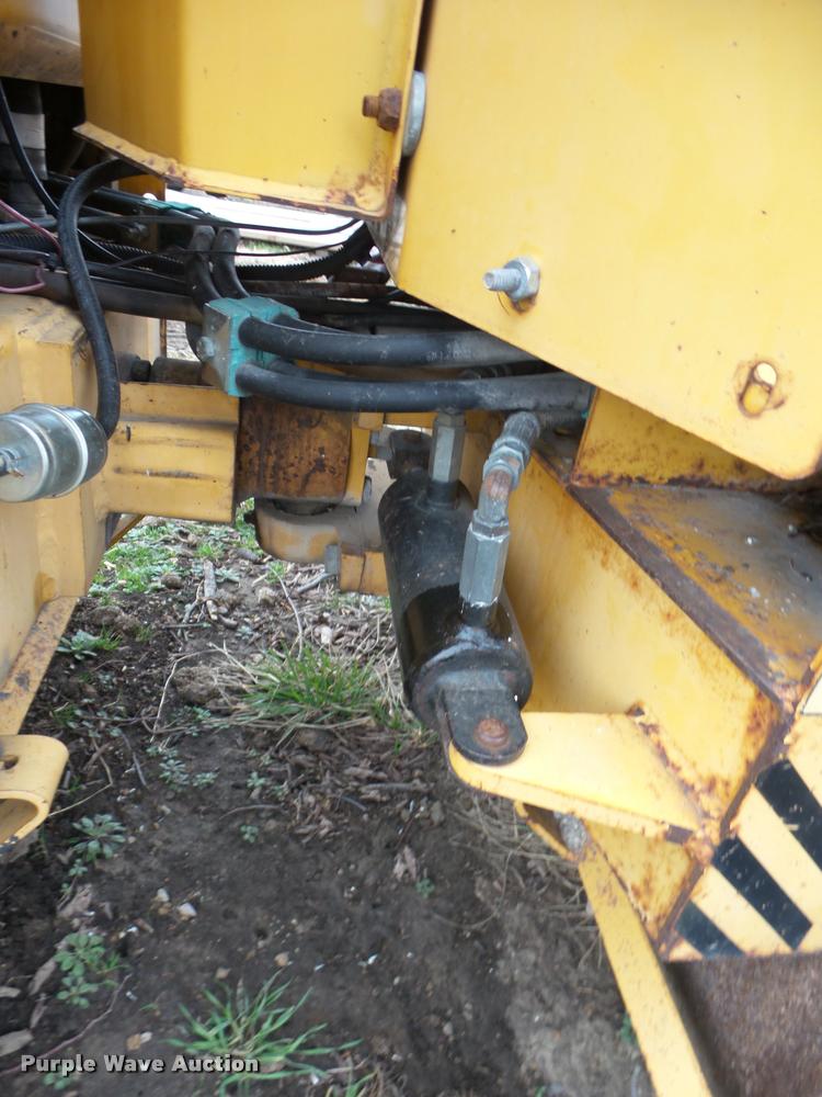 image for item F8204 1997 Wacker RD880V vibratory roller