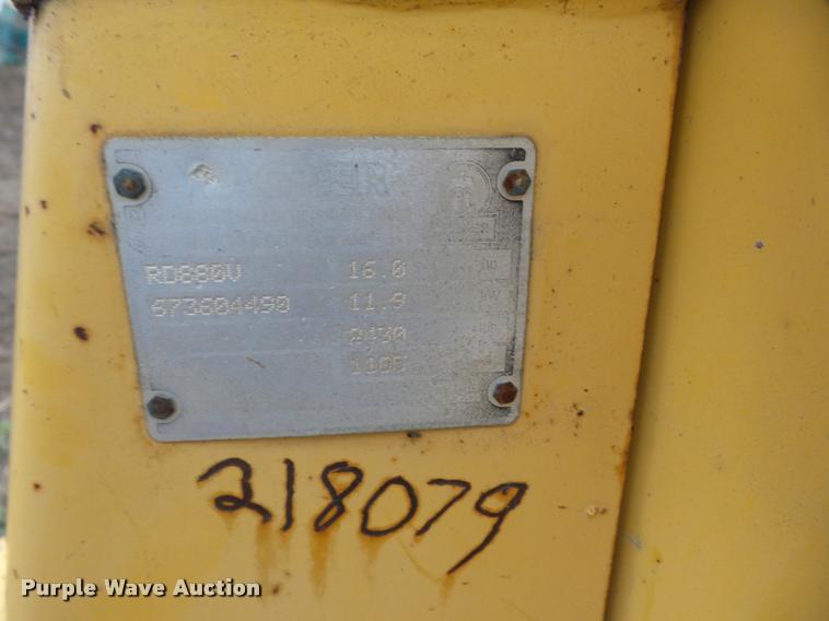 image for item F8204 1997 Wacker RD880V vibratory roller