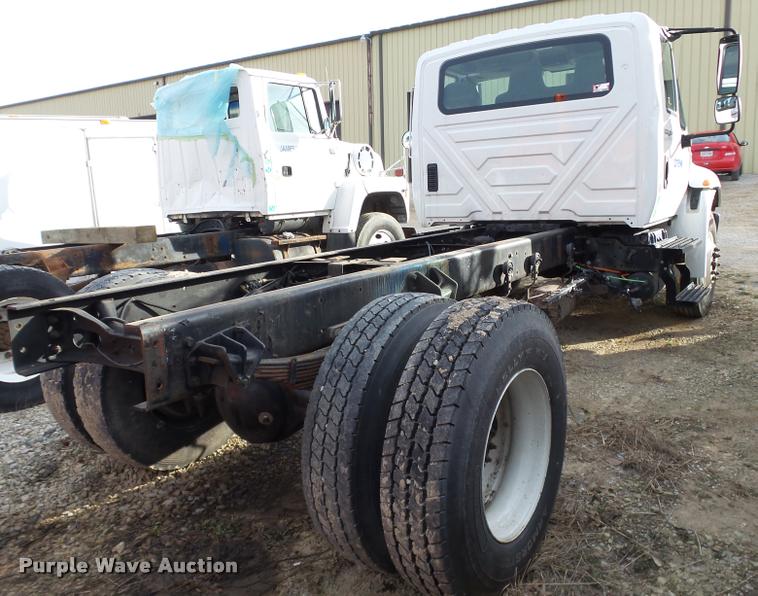 image for item J2629 2010 International DuraStar 4300 truck chassis
