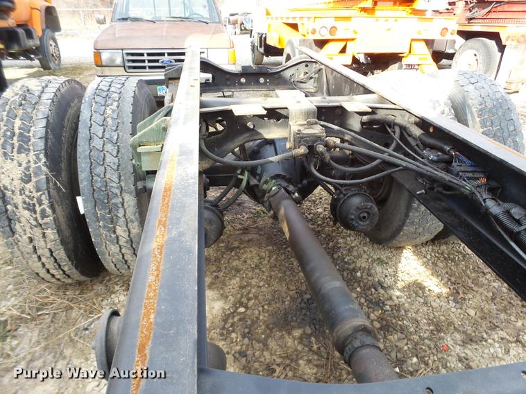 image for item J2629 2010 International DuraStar 4300 truck chassis