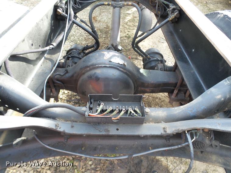 image for item J2629 2010 International DuraStar 4300 truck chassis