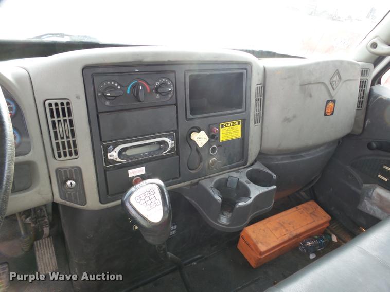 image for item J2629 2010 International DuraStar 4300 truck chassis