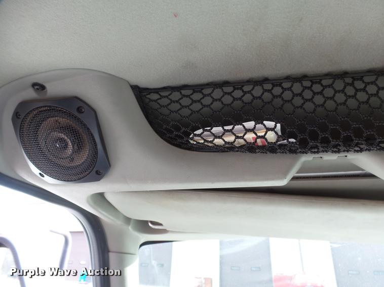 image for item J2629 2010 International DuraStar 4300 truck chassis