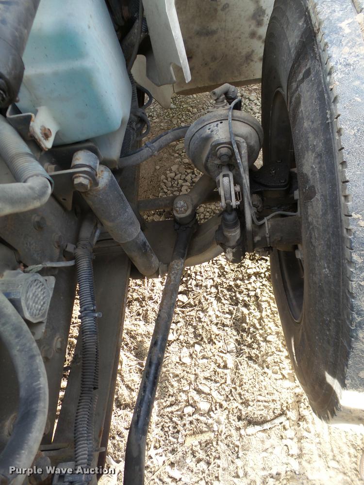 image for item J2629 2010 International DuraStar 4300 truck chassis