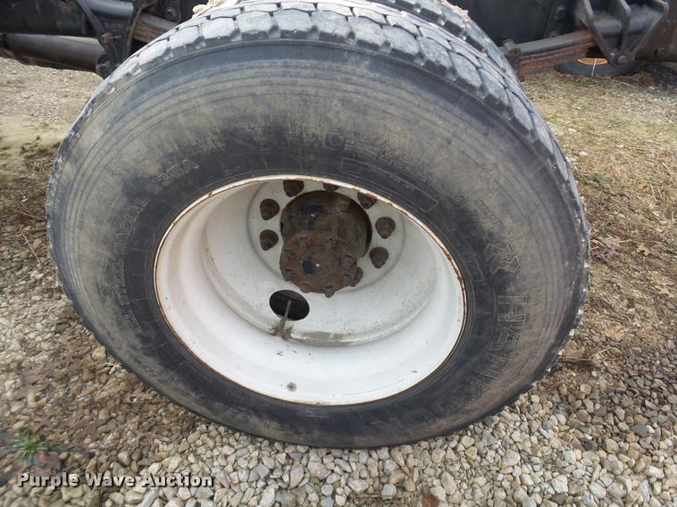 image for item J2629 2010 International DuraStar 4300 truck chassis