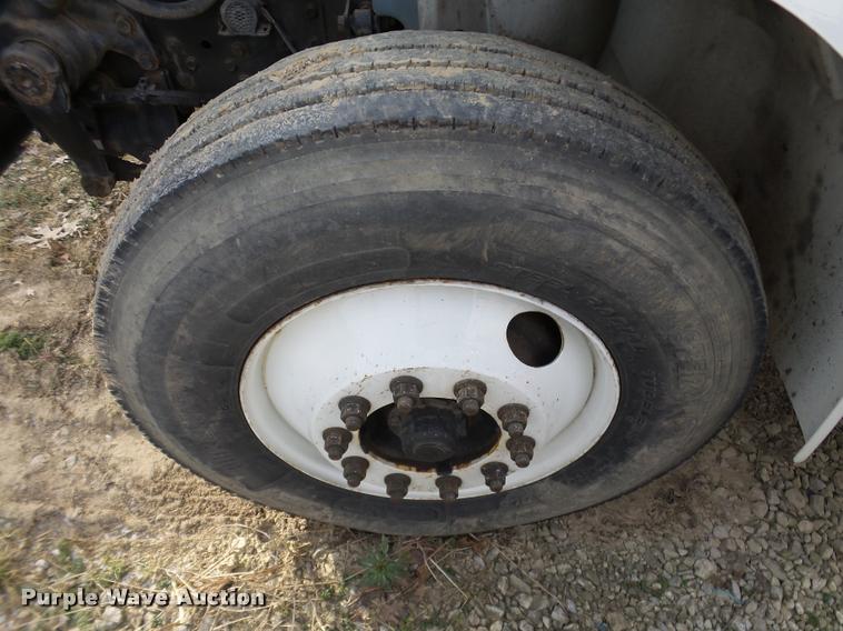 image for item J2629 2010 International DuraStar 4300 truck chassis