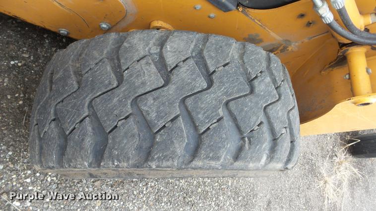 image for item J5707 Case 440 skid steer