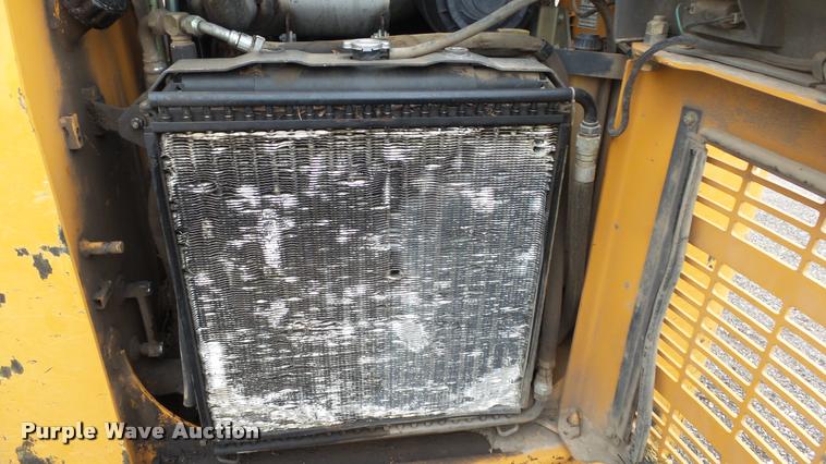 image for item J5707 Case 440 skid steer