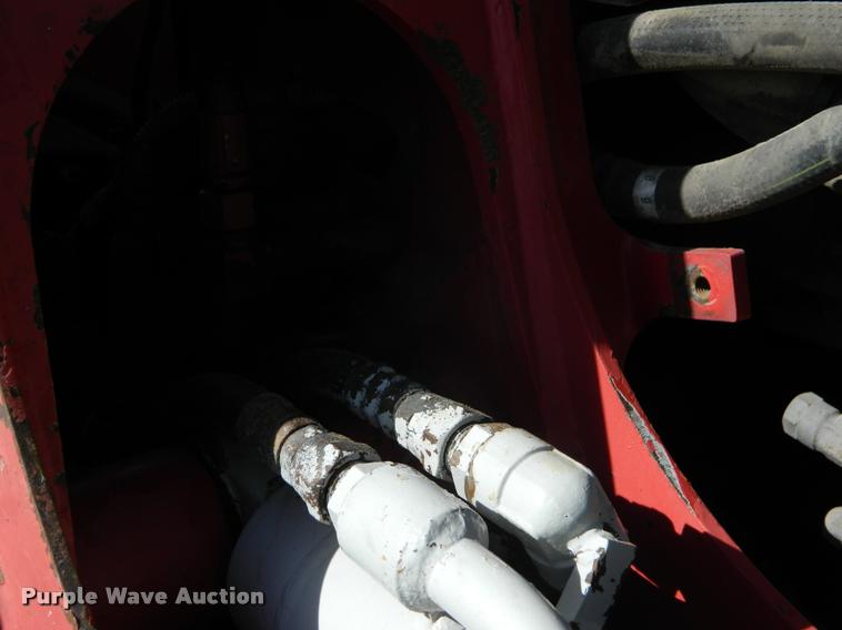 image for item J8758 2005 Takeuchi TL140 skid steer