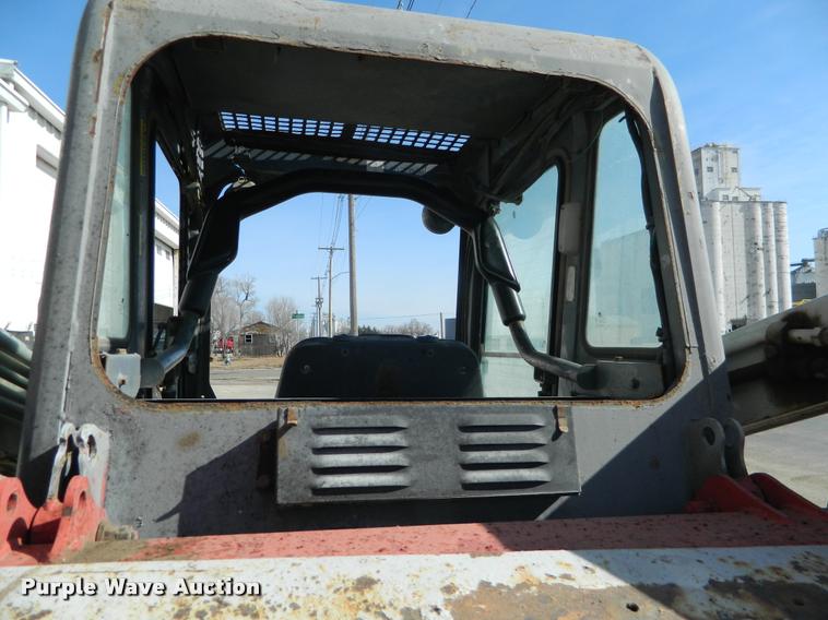 image for item J8758 2005 Takeuchi TL140 skid steer