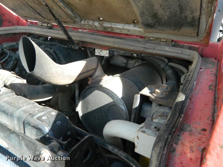 image for item J8758 2005 Takeuchi TL140 skid steer