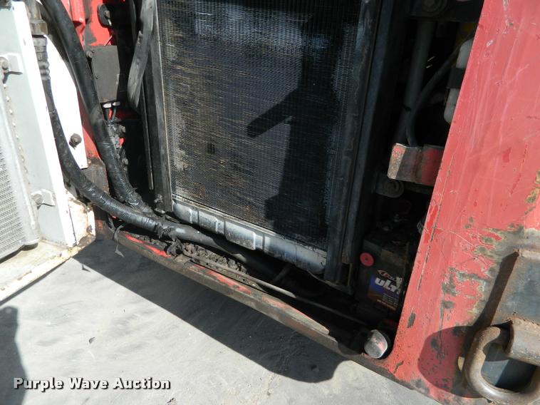 image for item J8758 2005 Takeuchi TL140 skid steer
