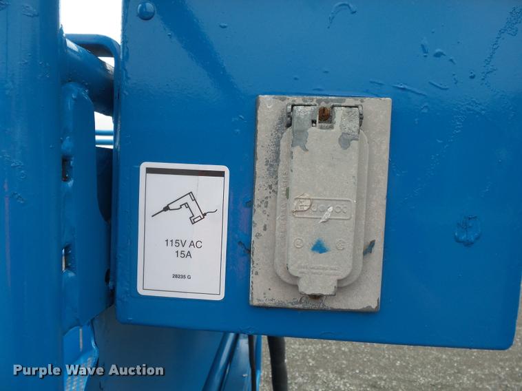 image for item K3335 1999 Genie S60 boom lift