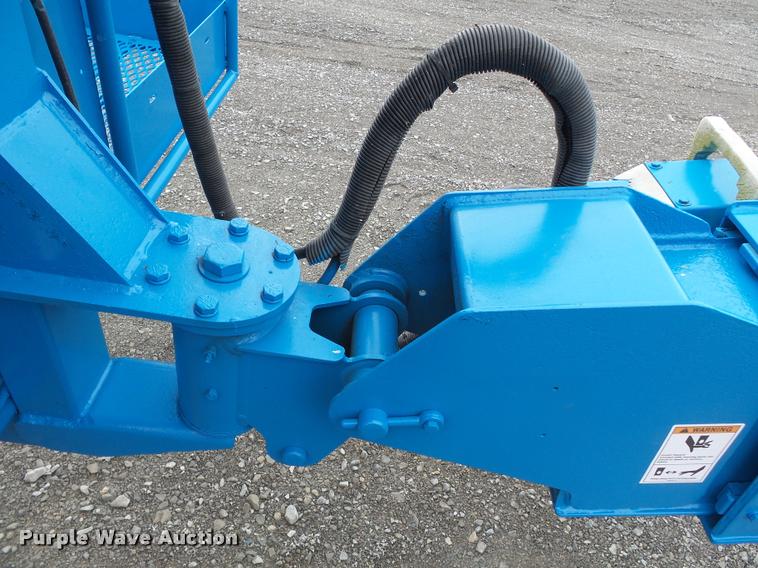 image for item K3335 1999 Genie S60 boom lift