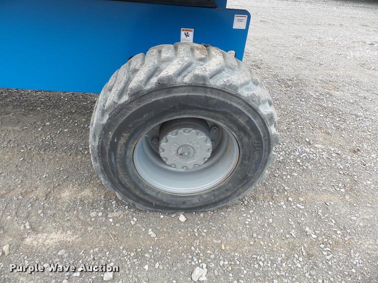 image for item K3335 1999 Genie S60 boom lift