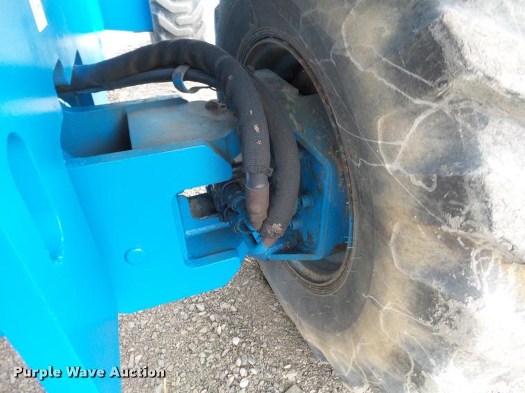 image for item K3335 1999 Genie S60 boom lift