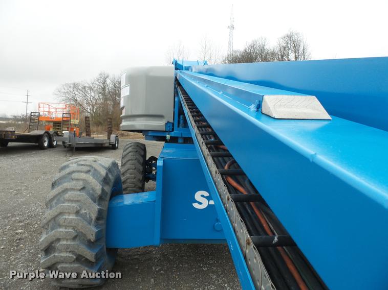 image for item K3335 1999 Genie S60 boom lift