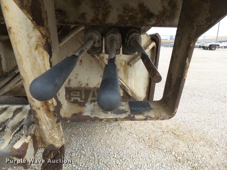 image for item K3336 2002 International 7500 digger derrick truck