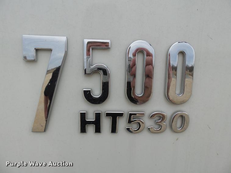 image for item K3337 2004 International 7500 bucket truck