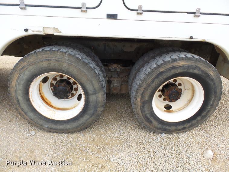 image for item K3337 2004 International 7500 bucket truck