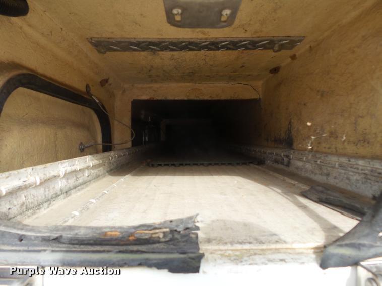 image for item K3337 2004 International 7500 bucket truck