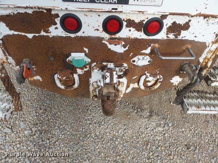 image for item K3337 2004 International 7500 bucket truck