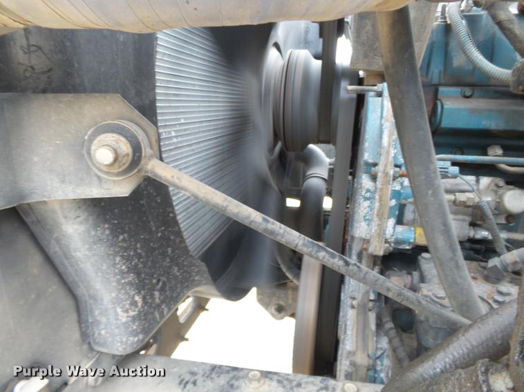 image for item K3337 2004 International 7500 bucket truck