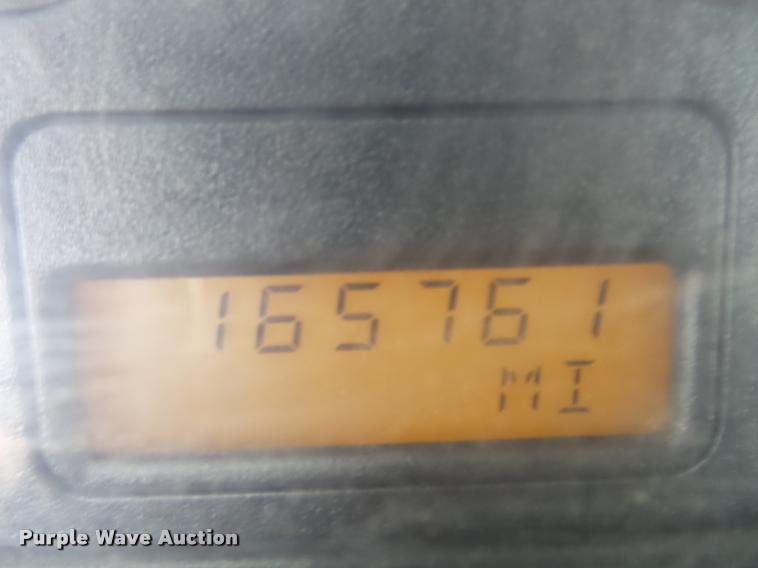 image for item K3337 2004 International 7500 bucket truck