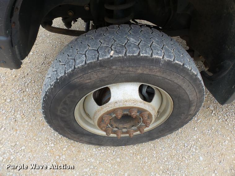 image for item K3338 2008 Dodge Ram 5500 bucket truck